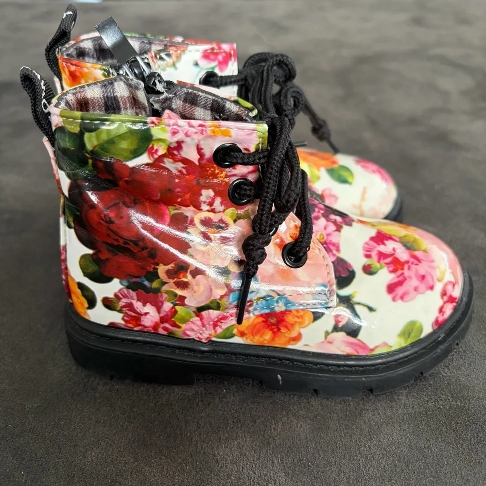Comfy Kids Floral Combat Boots Toddler Size 6 (EU 22) Lace Up Ankle Boots